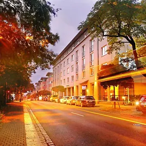 Hotel Western Macrander, Drážďany